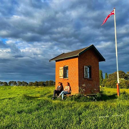 Sovgodt Nyord - Primitiv Overnatning Bagian luar foto
